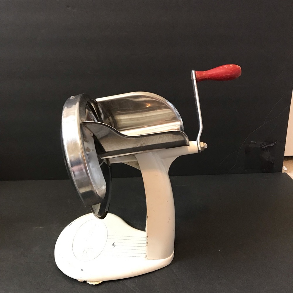 Vintage Rival Shred-O-Mat 600A no attachments